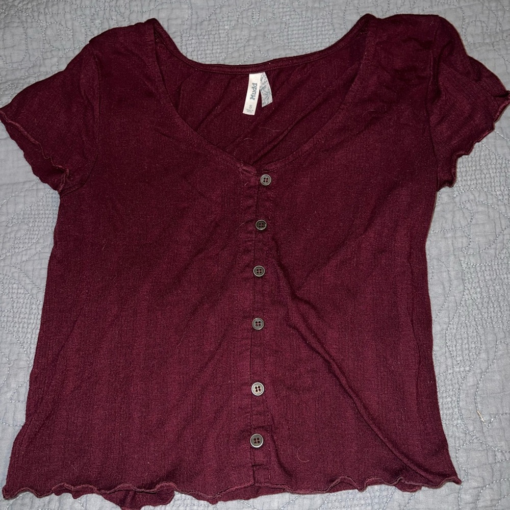 Kohl’s brand crop top